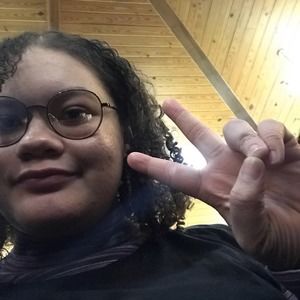 Meet your Posher, Ciara